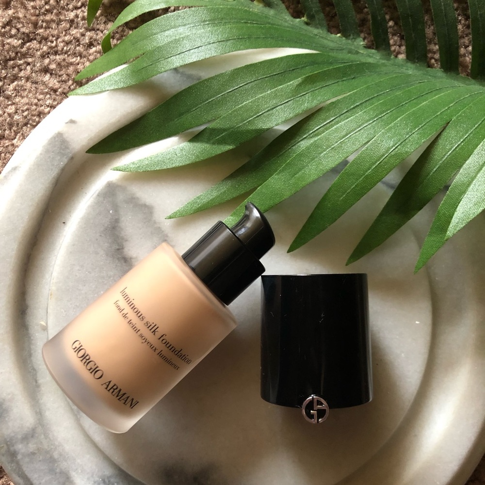 Giorgio Armani Luminous Silk Foundation
